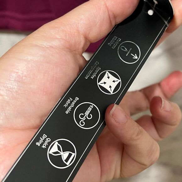 Kay Unger Maroon Burgundy Sweater
Sweatshirt - Picture 4 of 8